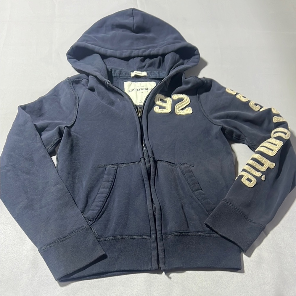 Hoodie and T-Shirt bundle - Picture 8 of 10